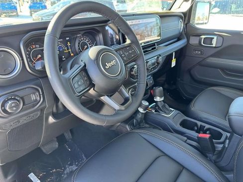 New 2026 Jeep Gladiator Sport image 11