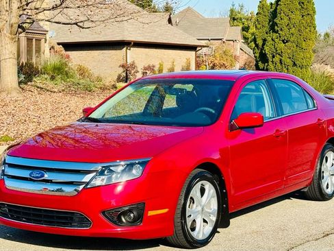 Used 2012 Ford Fusion SE image 1
