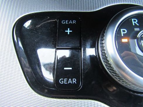 Used 2025 Ford Expedition Active image 58