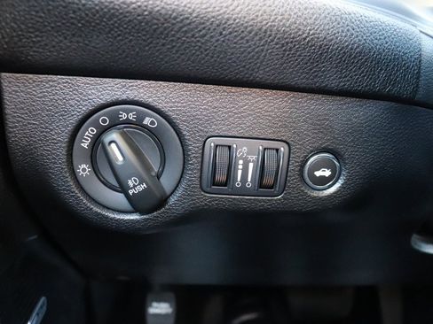 Used 2023 Dodge Challenger SXT w/ Blacktop Package image 18