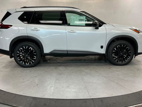New 2026 Nissan Rogue SV image 6