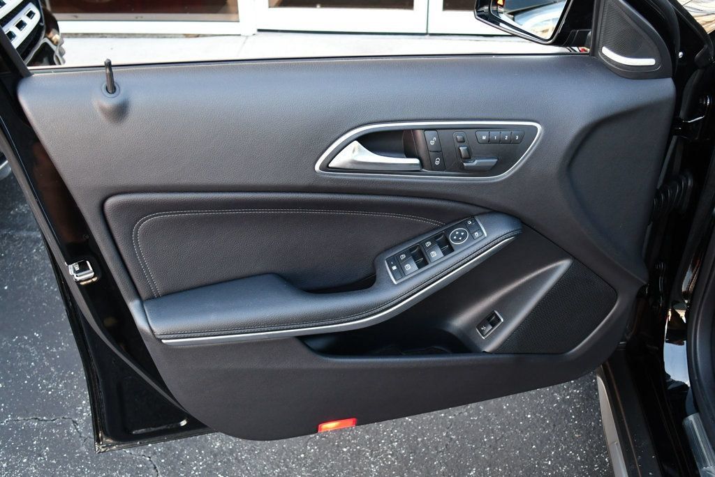Used 2016 Mercedes-Benz GLA 45 AMG 4MATIC image 11