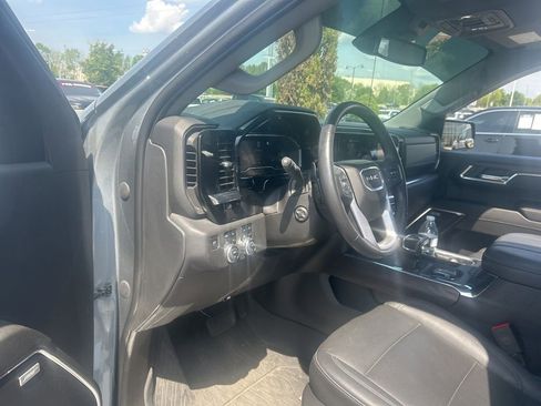 Used 2023 GMC Sierra 1500 SLT w/ SLT Premium Plus Package image 5