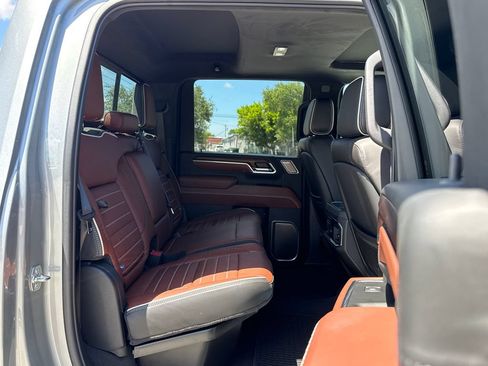 Used 2026 GMC Sierra 2500 Denali Ultimate AWD/4WD image 31