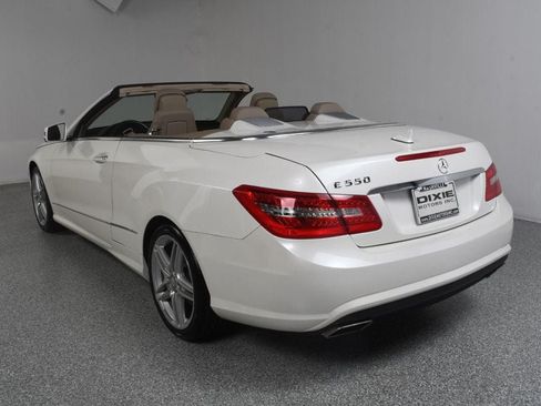 Used 2011 Mercedes-Benz E 550 Cabriolet image 17