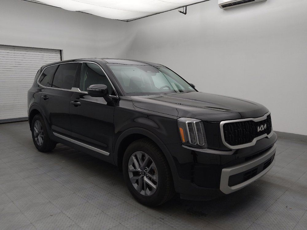Used 2023 Kia Telluride LX FWD image 13