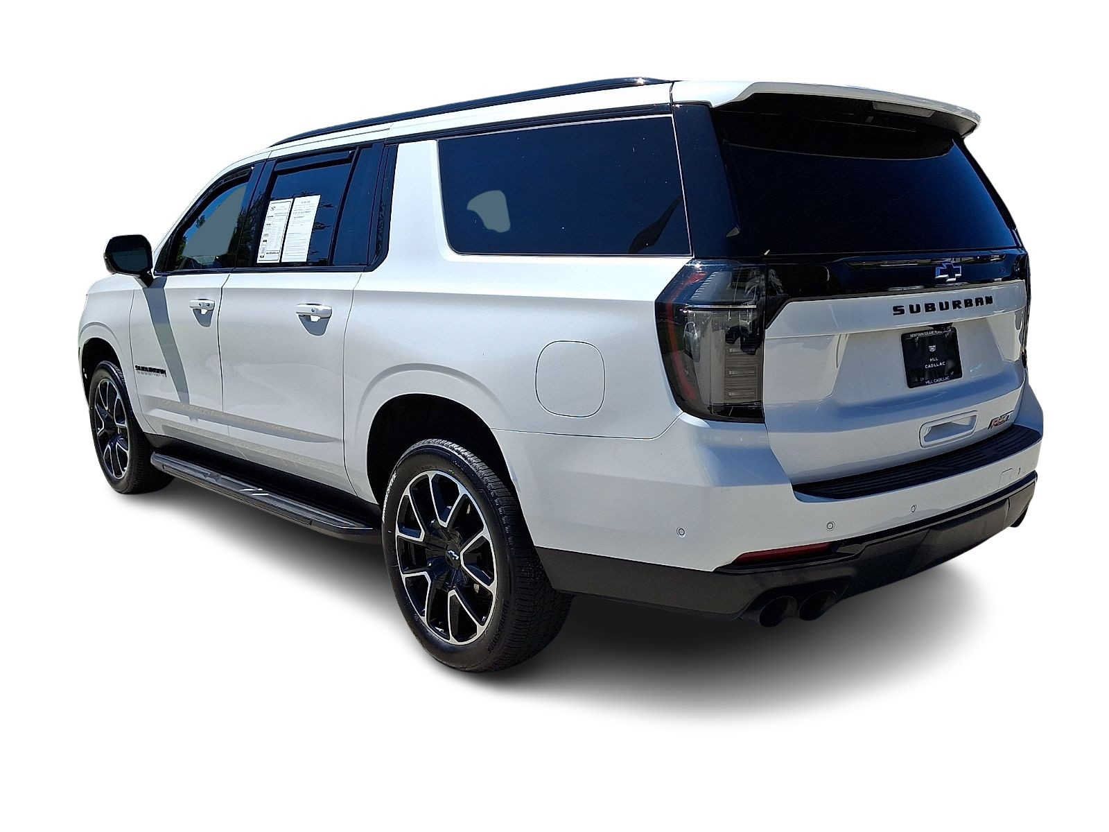 Used 2025 Chevrolet Suburban RST AWD/4WD image 3