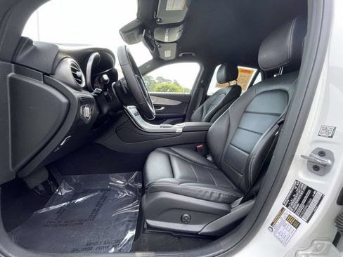 Used 2022 Mercedes-Benz GLC 300 4MATIC image 20