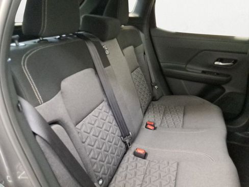 Used 2025 Nissan Kicks SV w/ SV Premium Package FWD image 14