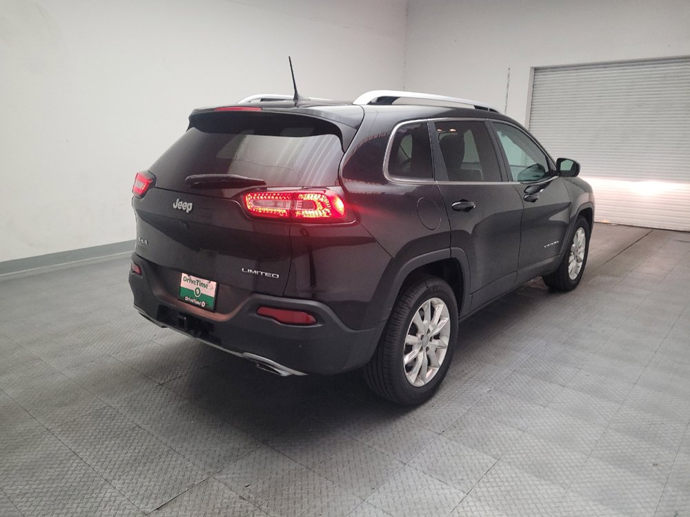 Used 2016 Jeep Cherokee Limited w/ Trailer Tow Group AWD/4WD image 9