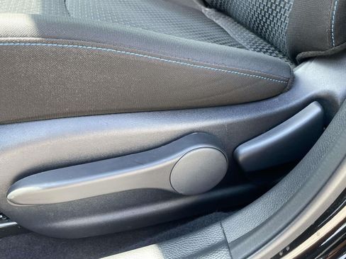 Used 2018 Nissan Sentra SR w/ Technology Package FWD image 15