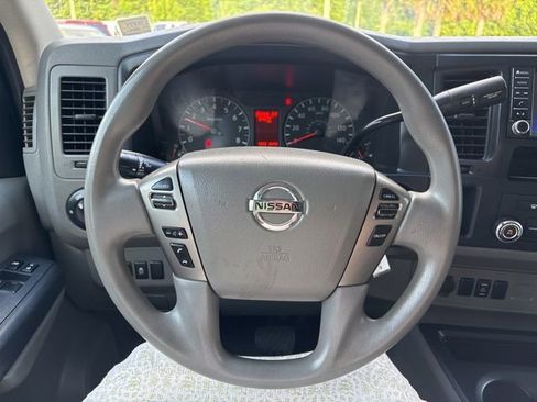 Used 2021 Nissan NV 2500 SV RWD image 12