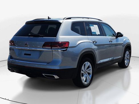 Used 2023 Volkswagen Atlas SE w/ Panoramic Sunroof Package FWD image 4
