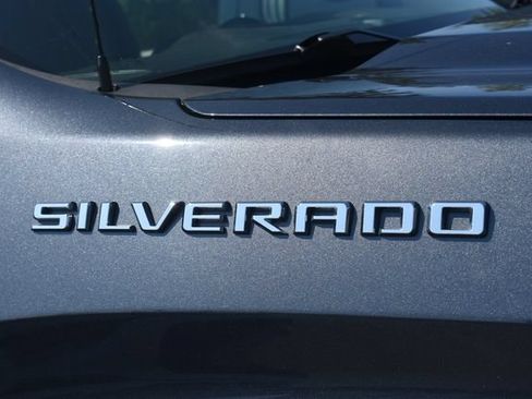 Certified 2022 Chevrolet Silverado 1500 LT AWD/4WD image 12