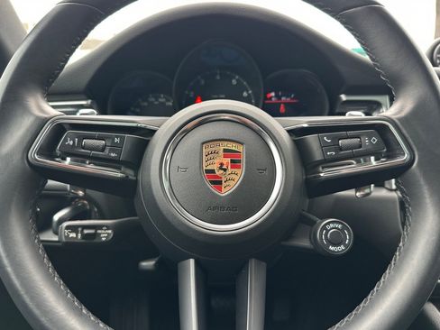 Used 2023 Porsche Macan AWD/4WD image 22