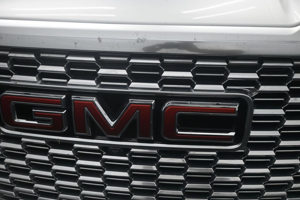 Used 2024 GMC Yukon Denali w/ Denali Reserve Package AWD/4WD image 41