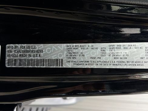 Used 2024 Jeep Wrangler Unlimited AWD/4WD image 50