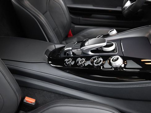 Used 2017 Mercedes-Benz AMG GT Coupe image 22