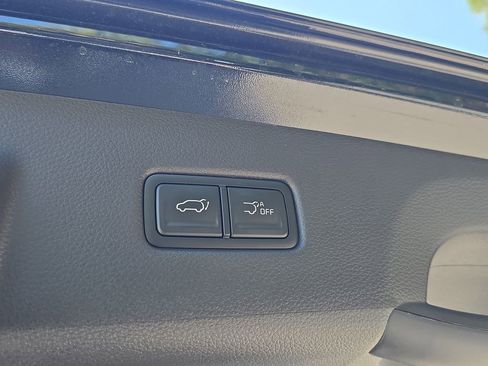 New 2026 Kia Carnival SX Prestige image 11