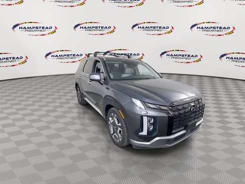Used 2023 Hyundai Palisade SEL w/ Premium Package AWD/4WD image 2