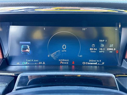 Used 2023 Lincoln Navigator Reserve image 13