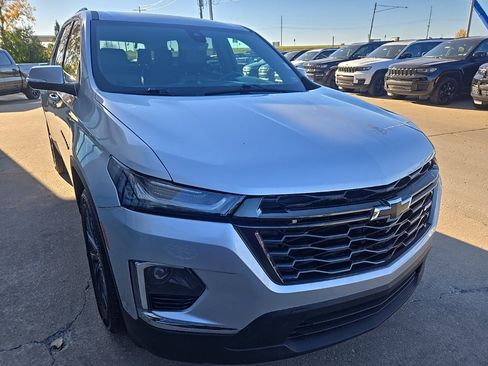 Used 2022 Chevrolet Traverse RS w/ LPO, Floor Liner Package image 14