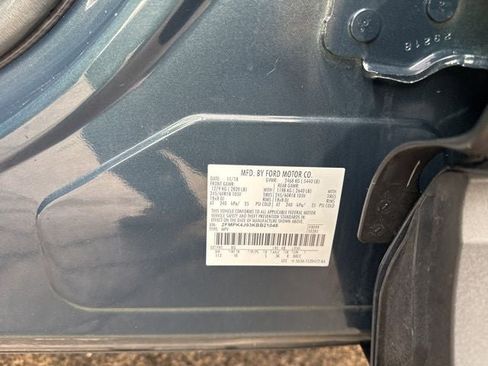 Used 2019 Ford Edge SEL w/ Equipment Group 201A AWD/4WD image 32