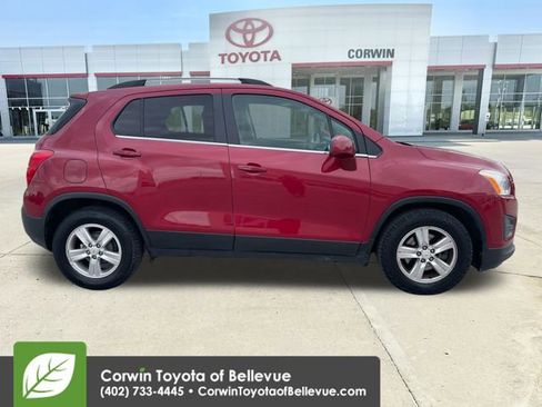 Used 2015 Chevrolet Trax LT FWD image 6