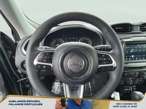 Used 2021 Jeep Renegade Sport FWD image 16