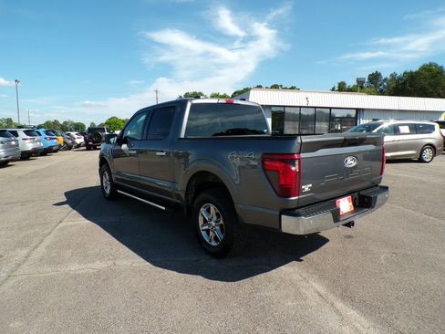 Used 2025 Ford F150 XLT w/ Equipment Group 301A Standard AWD/4WD image 5