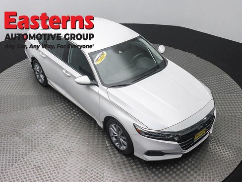 Used 2021 Honda Accord LX image 3