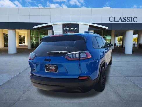 Used 2023 Jeep Cherokee Altitude Lux AWD/4WD image 8