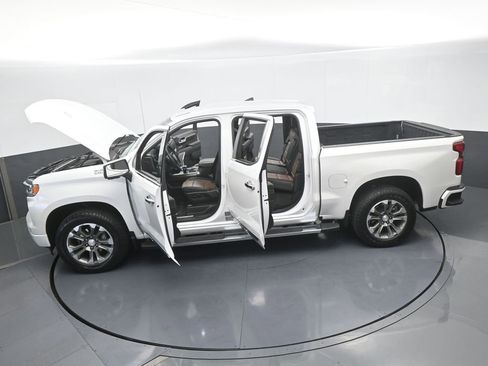 Used 2024 Chevrolet Silverado 1500 High Country AWD/4WD image 75