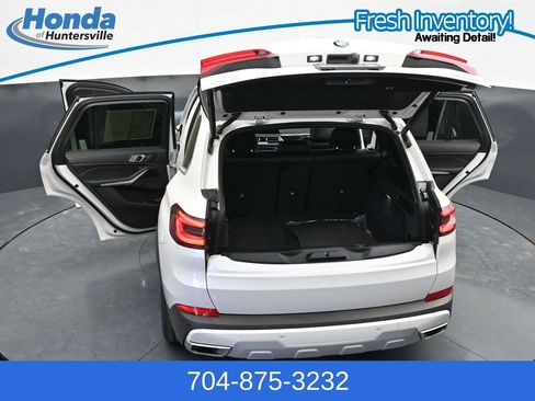 Used 2023 BMW X5 xDrive40i w/ Premium Package AWD/4WD image 36