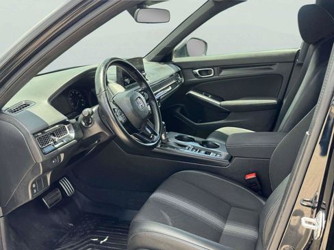 Used 2023 Honda Civic Sport image 21