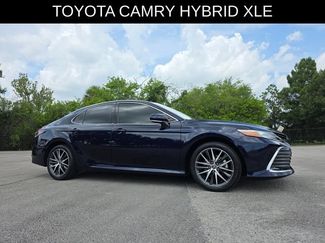 Used 2022 Toyota Camry XLE FWD video 1