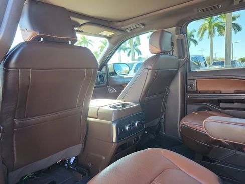 Certified 2024 Ford Expedition Max King Ranch image 17