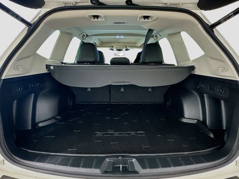 Used 2023 Subaru Forester Premium image 30