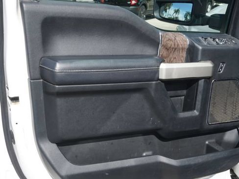 Used 2017 Ford F350 Lariat w/ Chrome Package AWD/4WD image 33