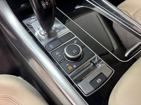 Used 2019 Land Rover Range Rover Sport HSE image 15