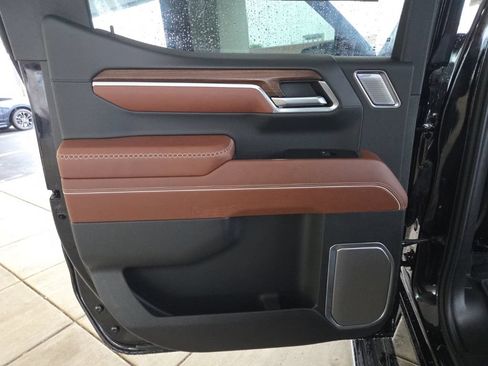 Used 2025 GMC Sierra 1500 Denali Ultimate AWD/4WD image 18