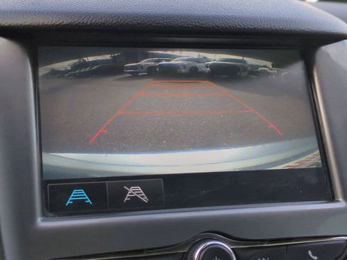 Used 2018 Chevrolet Cruze LT w/ Convenience Package image 19