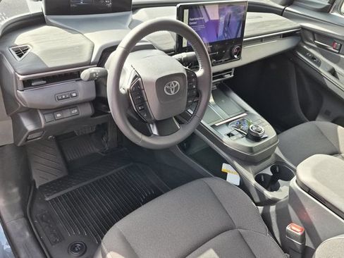 Certified 2026 Toyota C-HR AWD/4WD image 17
