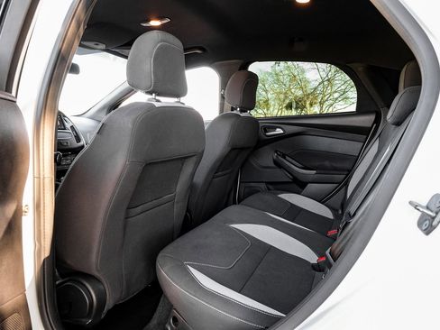 Used 2018 Ford Focus ST image 41