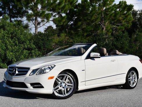 Used 2012 Mercedes-Benz E 550 Cabriolet w/ Appearance Pkg image 21