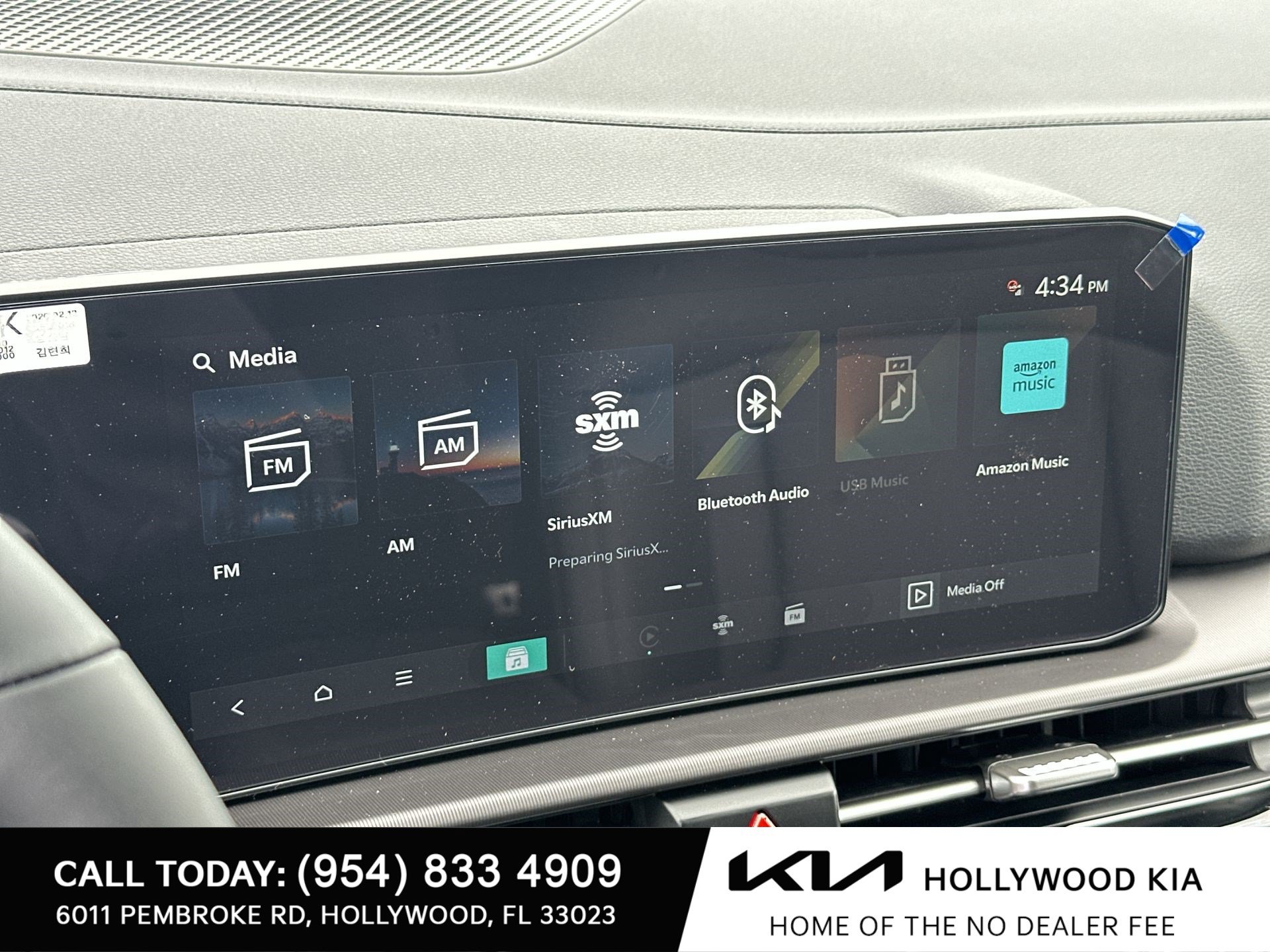 New 2026 Kia Sportage SX FWD image 14