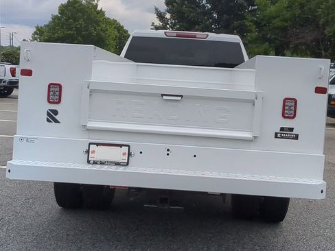 New 2025 GMC Sierra 3500 Pro w/ Convenience Package image 7