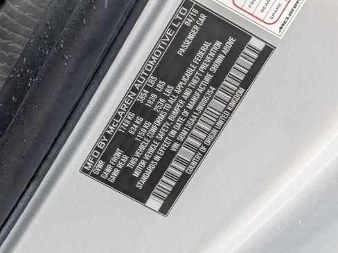 Used 2018 McLaren 570S RWD image 33
