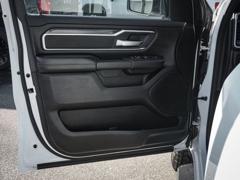 Used 2020 RAM 1500 Big Horn image 14