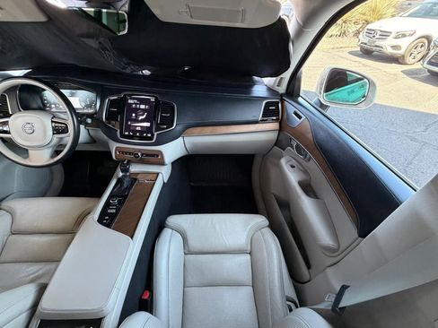 Used 2017 Volvo XC90 T6 Inscription w/ Vision Package image 54
